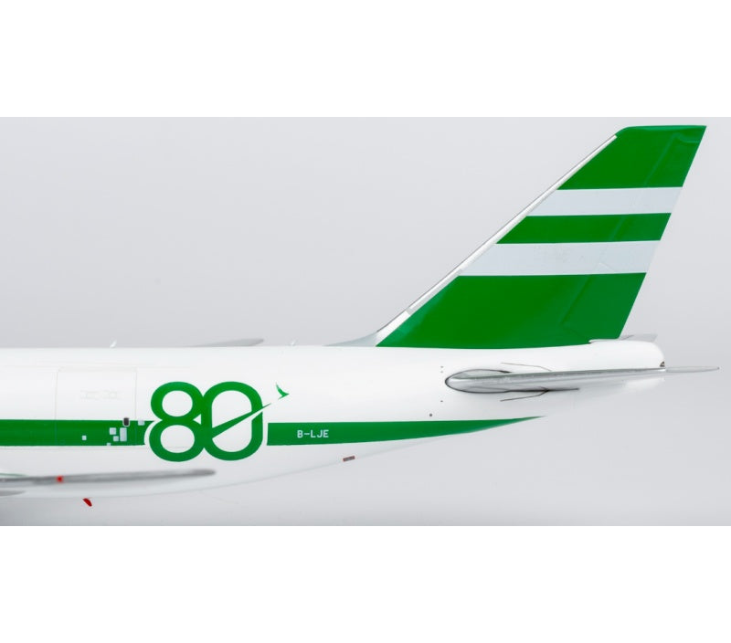 NG Models 1:400 Cathay Pacific Airways B747-8F B-LJE Regular version DIECAST Model