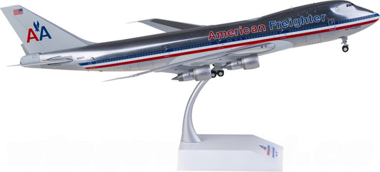 JC Wings American Airlines Boeing 747-100SF N9671 1:200 Diecast Model view 1