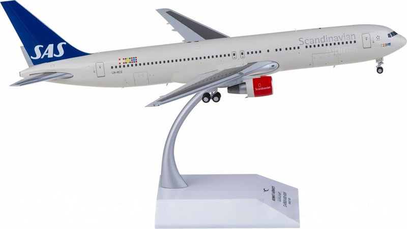 JC Wings SAS Boeing 767-300ER LN-RCG 1:200 Diecast Model view 1