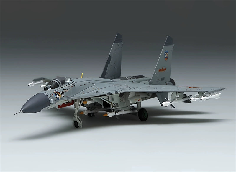 SQ Wings 1st Air Division SU-27SK  1:200 Model   Tiger