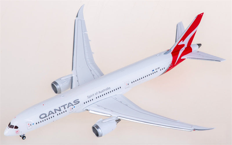 JC Wings 1:400 Qantas Boeing 787-9 Dreamliner VH-ZNF Flaps down Model