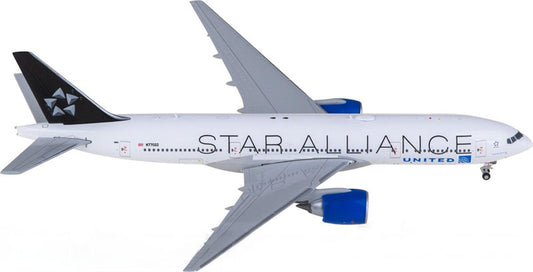 Geminijets 1:400 United Airlines Boeing 777-200ER N77022 Model