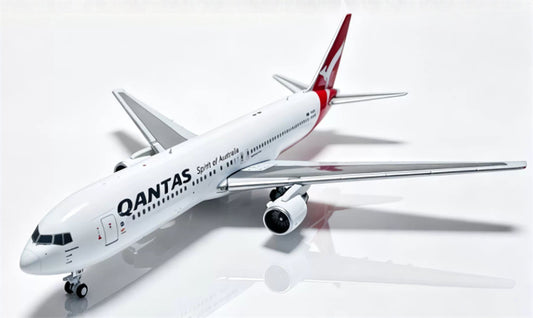 PandaModel 1:400 Qantas Airways B767-300 VH-OGT DIECAST Model
