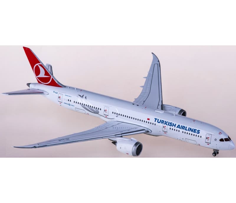 Geminijets Turkish Airlines Boeing 787-9 TC-LLO 1:400 Aircraft Pre-built  Airliner Model Display
