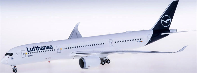 Herpa Lufthansa Airbus A350-900 D-AIXM Schwerin 1:200 ABS Model view 1