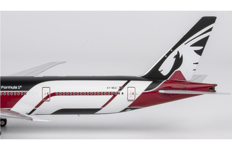 NG Models 1:400 Qatar Airways B777-300ER A7-BEG ULTIMATE COLLECTION DIECAST Model