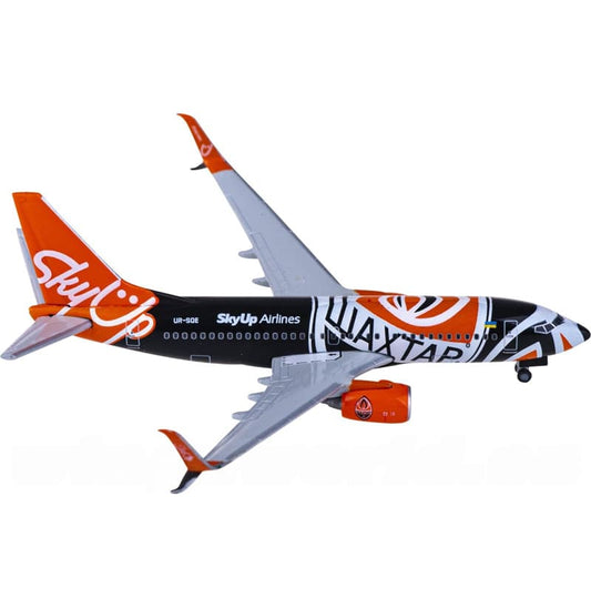 Herpa SkyUp Airlines Boeing 737-700 UR-SQE 1:500 Aircraft Pre-built  Airliner Model Display