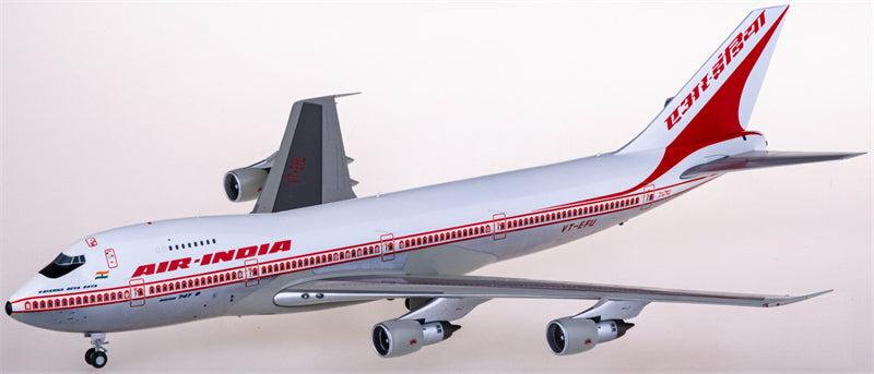 JC Wings Air India Boeing 747-200 VT-EFU 1:200 Diecast Model view 1