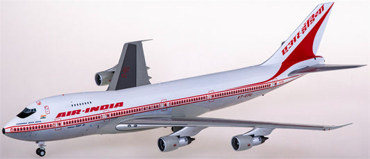 JC Wings Air India Boeing 747-200 VT-EFU 1:200 Diecast Model view 1