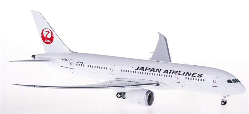 Phoenix Japan Airlines Boeing 787 JA825J 1:200 Diecast Model view 2