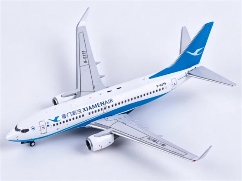 C Model 1:400 XiamenAir Boeing 737-700 B-5279  DIECAST Model