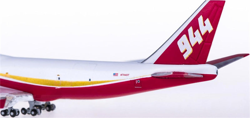 Herpa Global Supertanker Services Boeing 747-400 N744ST 1:500 Diecast Model view 4
