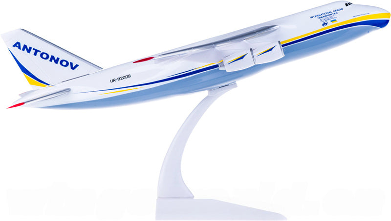 YRD Antonov An-124 UR-82009 1:200 ABS Model view 2