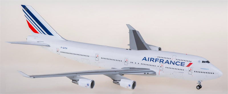 SQ Wings Air France Boeing 747-400 F-GITH 1:200 Diecast Model view 4