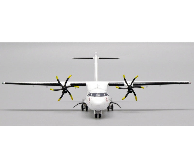 JC Wings 1:200 Japan Air Commuter ATR-42-600 JA05JC  DIECAST Model