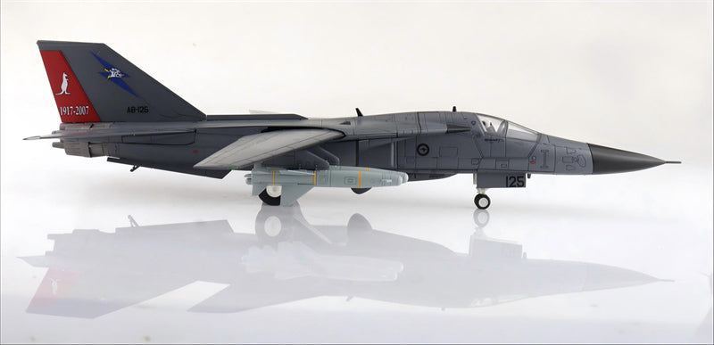 HOBBY MASTER RAAF F-111C No.6 SQN 1:72 Model 2007 90th Anniversary A8-125