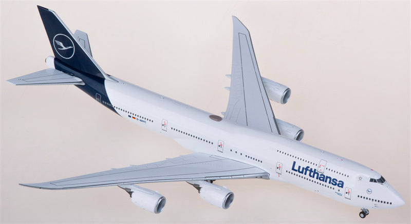 NG Models Lufthansa Boeing 747-8 D-ABYC 1:400 Diecast Model view 1