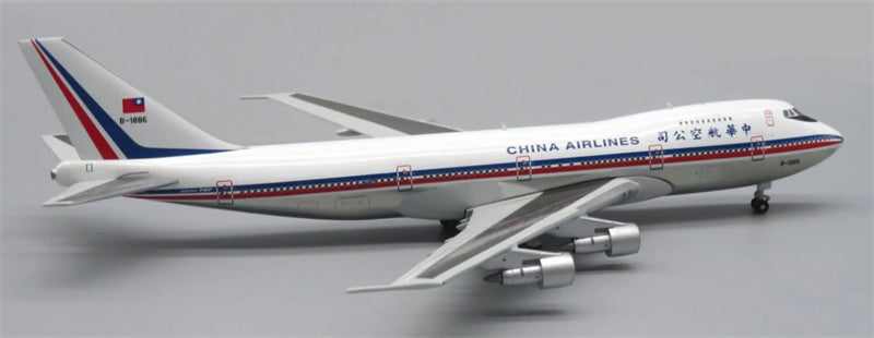 Apollo 1:400 China Airlines B747-200 B-1886 belly polishing DIECAST Aircraft Model