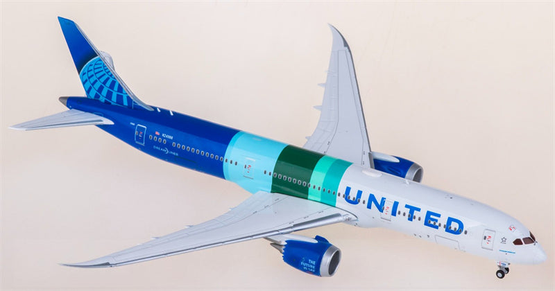 Geminijets 1:400 United Airlines Boeing 787-9 N24988 Model