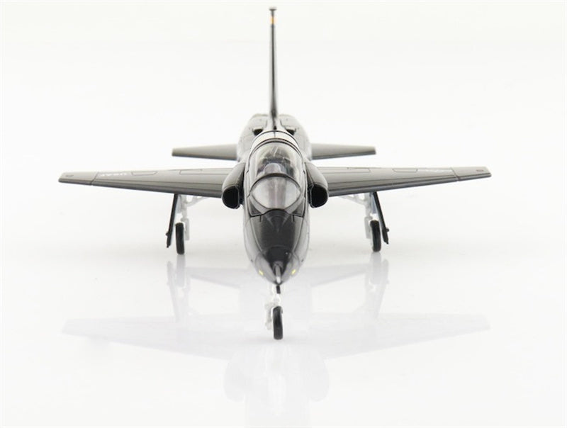 HOBBY MASTER T38A Talon 62-3702 7th FTS Hampton Langley AFB 2023 1:72 Aircraft Pre-built Model