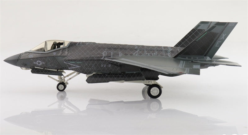 HOBBY MASTER F35C Lightning II JSF Black Chrome XE-105/168842 US Navy August 2022 1:72 Aircraft Pre-built Model