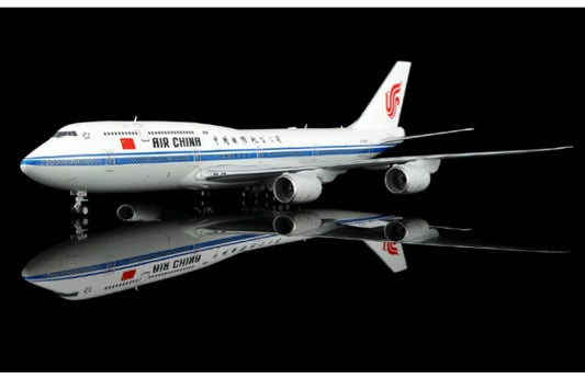 SQ Wings 1:200 Air China B747-8I B-2486 Standard Edition DIECAST Model