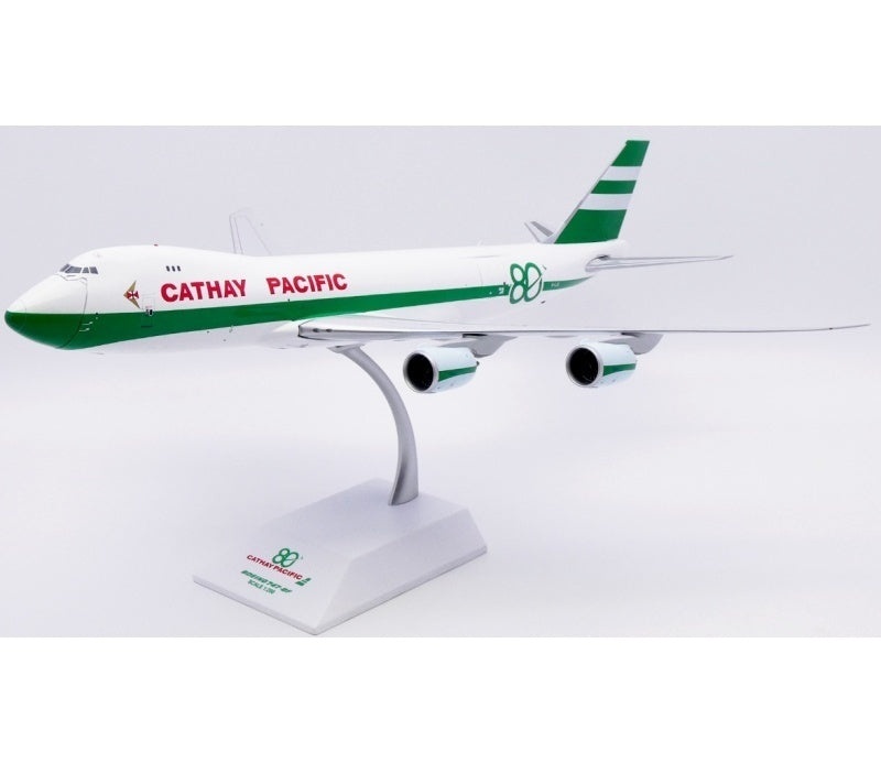 JC Wings 1:200 Cathay Pacific Airways B747-8F  B-LJE Interactive Series DIECAST Model