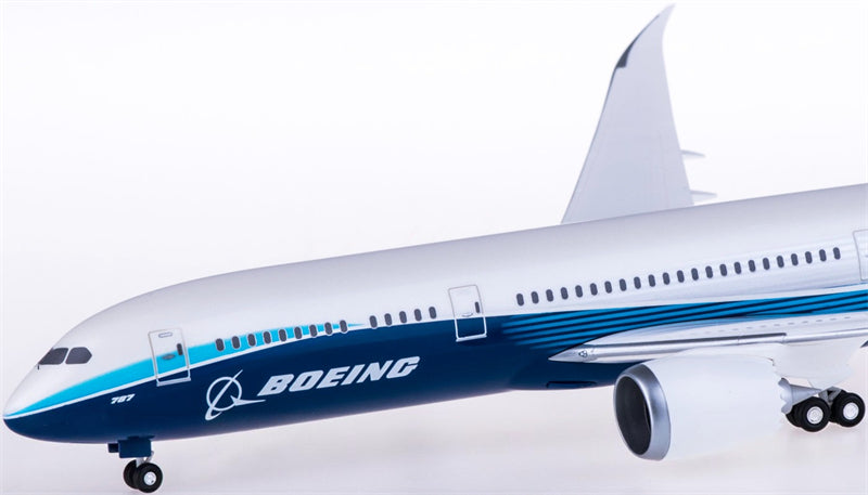 Hogan Boeing Boeing 787-9 1:200 ABS Model view 3