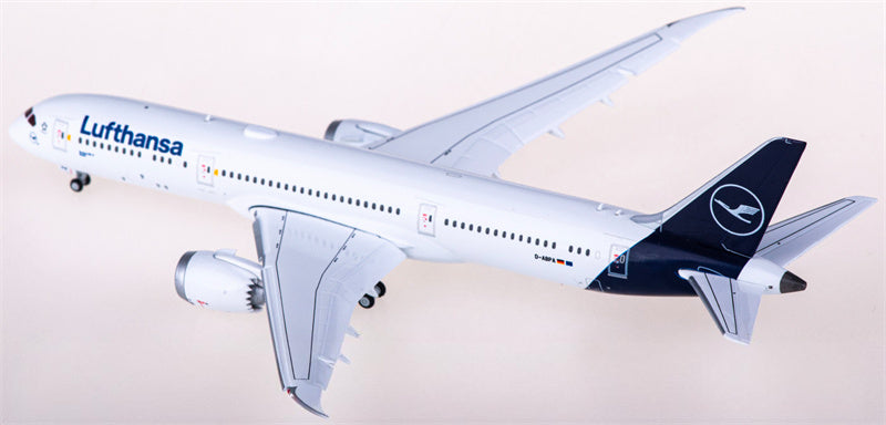 Geminijets Lufthansa Boeing 787-9 D-ABPA Flaps Down 1:400 Diecast Model view 3