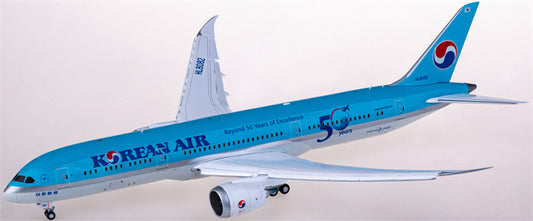 JC Wings Korean Air Boeing 787-9 HL8082 Flaps Down 1:200 Diecast Model view 1