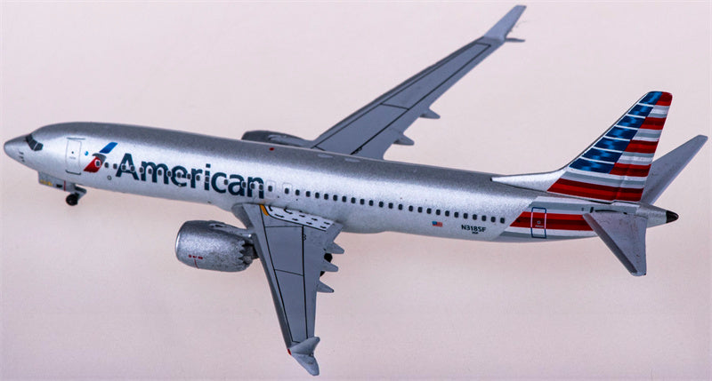 AeroClassics American Airlines for Boeing 737 MAX 8 N318SF 1:400 Airplane Pre-built  Airliner Model Display