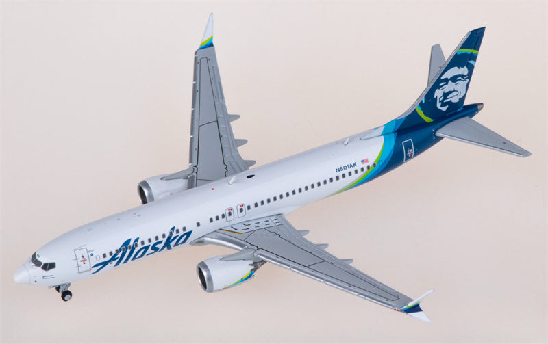Geminijets Alaska Airlines for Boeing 737 MAX 8 N801AK 1:400 Airplane Pre-built  Airliner Model Display