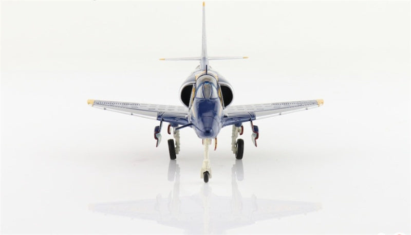 Hobby Master A-4F No. 8 airplane US Navy Tokushima Aibase 2008 Dr Nakanishi 1:72 Airplane Pre-built Model