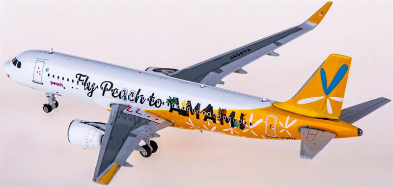 Phoenix Peach Aviation Airbus A320 JA08VA 1:400 Diecast Model view 2