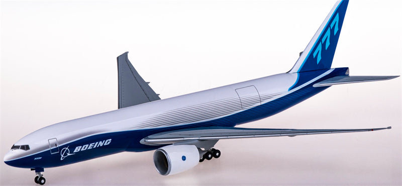 Hogan Boeing 777-200LRF 1:200 ABS Model view 1