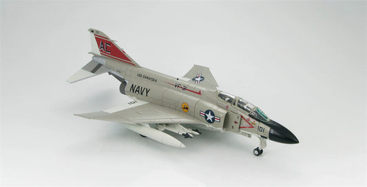 HOBBY MASTER US Navy F-4J VF-31 Tomcatters 1:72 Model 1972  USS Saratoga 157293