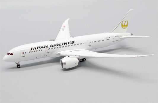 JC Wings Japan Airlines Boeing 787-8 JA835J Flaps Down 1:400 Diecast Model view 1