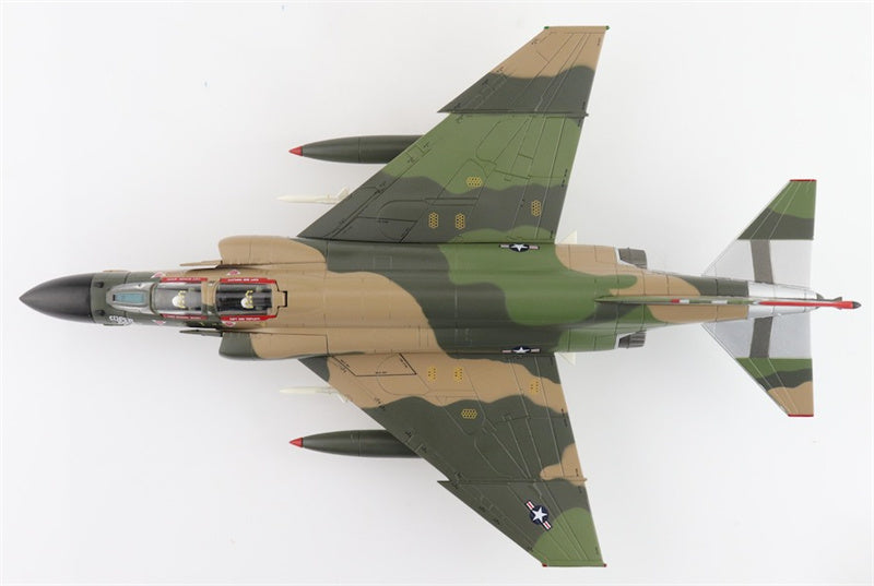 HOBBY MASTER McDonnell Douglas F4C Phantom II USAF Wild Weasel Super Cocks Swiss Samilar 64-0840, 67th TFS Korat RTAFB 1971 1:72 Aircraft Pre-built Model