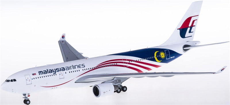JC Wings Malaysia Airlines Airbus A330-200 9M-MTX 1:200 Diecast Model view 3