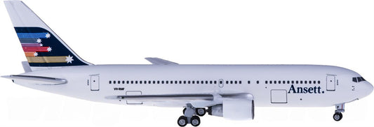 AeroClassics Ansett Boeing 767-200 VH-RMF 1:400 Diecast Model view 1