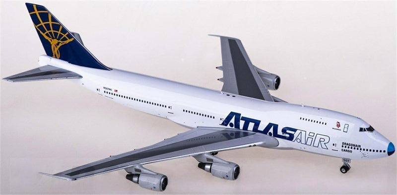 Phoenix Atlas Air Boeing 747-200 N507MC 1:400 Diecast Model view 4