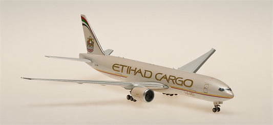 Phoenix Etihad Airways Cargo Boeing 777F A6-DDB 1:400 Diecast Model view 1