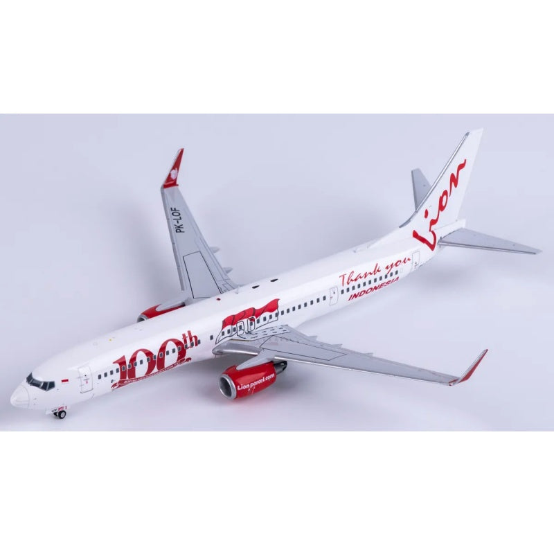 JC Wings 1:200 Lion Air Boeing 737-900ER PK-LOF  DIECAST Model