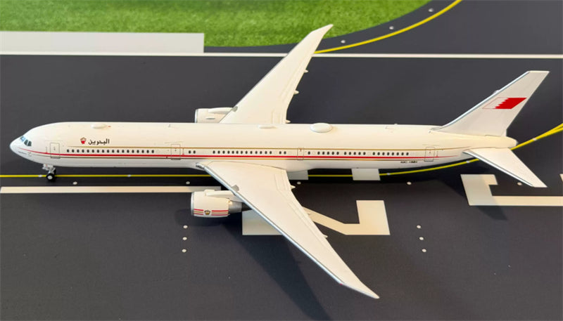 PandaModel 1:400 Bahrain Royal Flight B767-400 A9C-HMH DIECAST Model