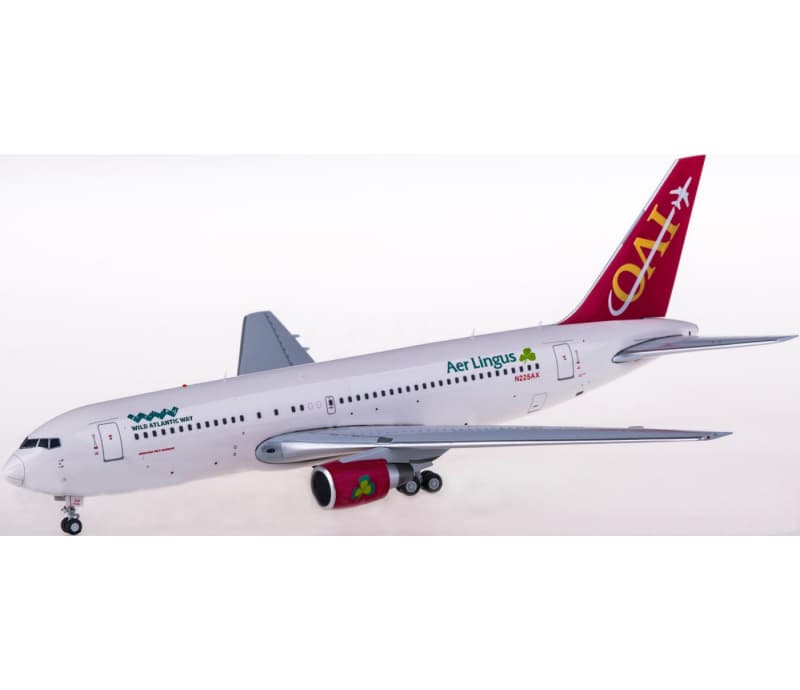 JC Wings Omni Air International Boeing 767-200ER N225AX 1:200 Aircraft Pre-built  Airliner Model Display