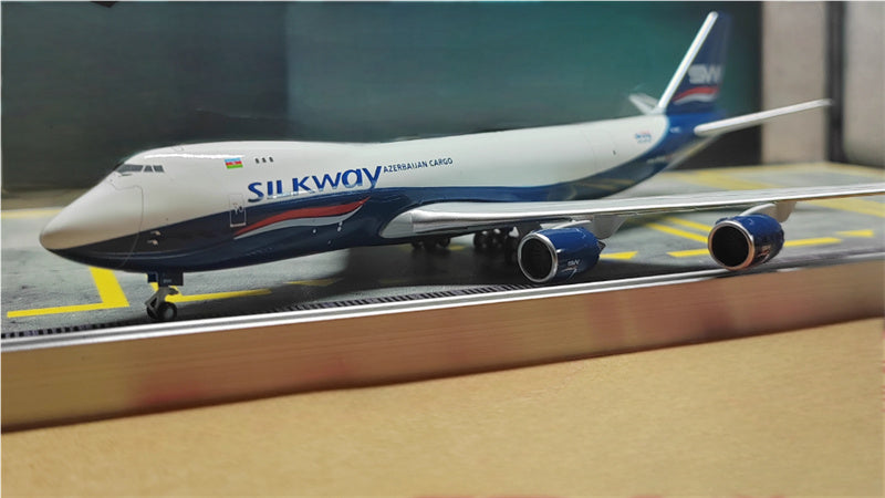 Herpa Silk Way West Airlines Boeing 747-8FTM VQ-BWY AZERBAIJAN CARGO 1:500 Aircraft Pre-built Model