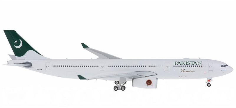 Phoenix PIA Airbus A330-300 4R-ALN 1:400 Diecast Model view 1