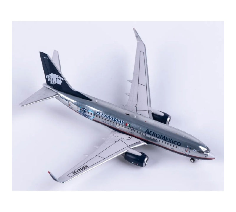Panda Model 1:400 Aeromexico Boeing 737-700 N904AM  DIECAST Model