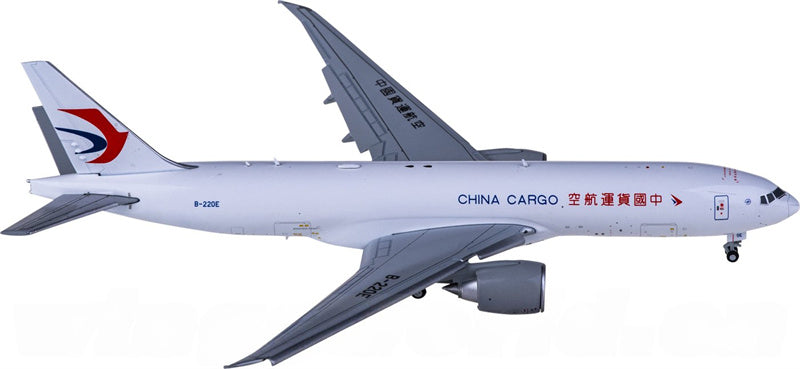 JC Wings China Cargo Airlines Boeing 777-200LRF B-220E Flaps Down 1:400 Diecast Model view 2