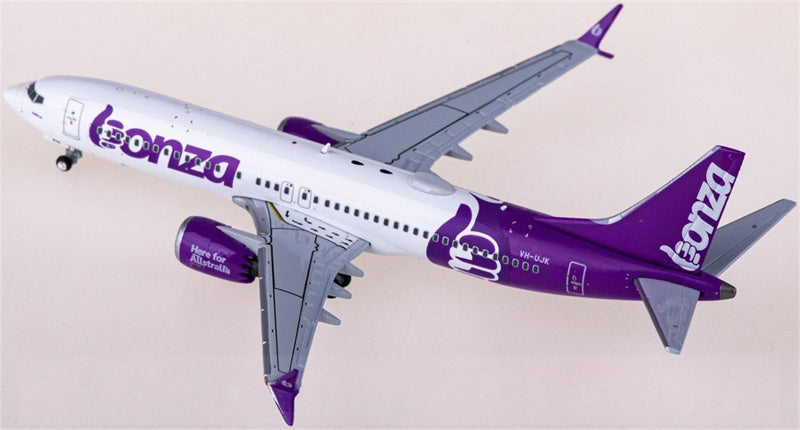 Geminijets Bonza Boeing 737 MAX 8 VH-UJK 1:400 Airplan Diecast Model view 2